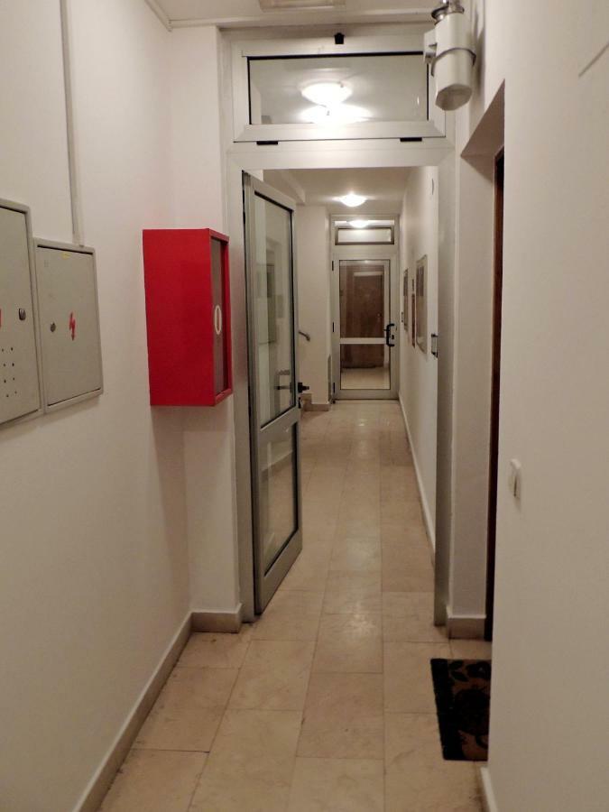 Time Keeper - Self Check In Apartment Osijek Exterior foto