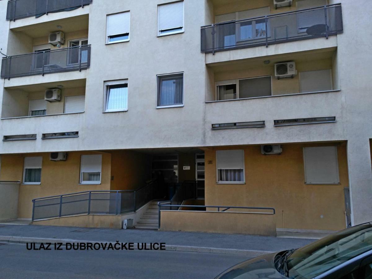 Time Keeper - Self Check In Apartment Osijek Exterior foto